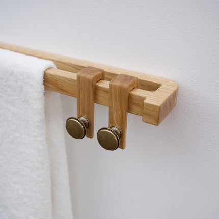 Badezimmeraufhänger aus Erlenholz mit Haken