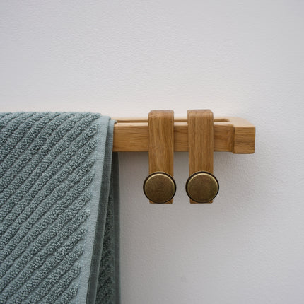 Badezimmeraufhänger aus Erlenholz mit Haken