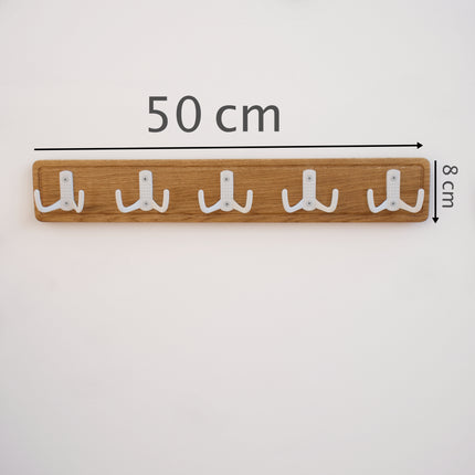 Dębowy wieszak do przedpokoju 50 cm – 5 podwójnych białych haczyków