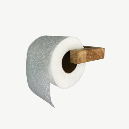 drewniany uchwyt na papier, uchwyt na papier toaletowy, uchwyt z drewna, uchwyt dębowy, uchwyt z orzecha, drewniany uchwyt łazienkowy, minimalistyczny uchwyt, uchwyt w stylu skandynawskim, drewniane dodatki do łazienki, ekologiczne dodatki, stylowa łazienka, nowoczesna łazienka, rustykalna łazienka, naturalne drewno w łazience, łazienka z drewnem, 