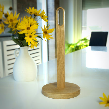 Nowoczesny uchwyt na ręcznik papierowy w stylu skandynawskim, dąb naturalny.