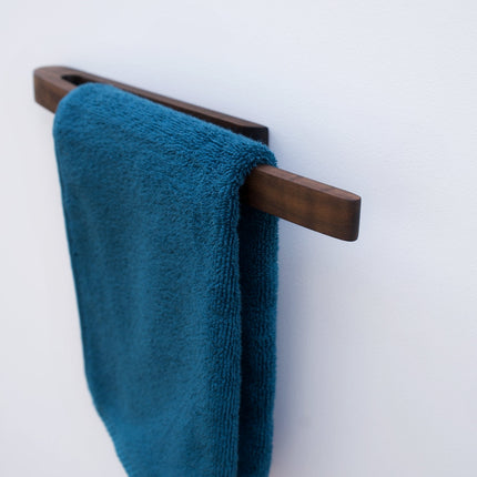 Wieszak na ręcznik z orzecha amerykańskiego – elegancki, samoprzylepny, bez wiercenia, minimalistyczny